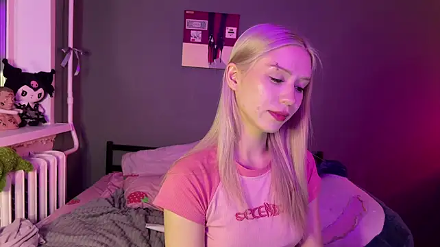 Sexy_cute18 - say hi to me and get smile :3
