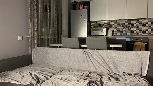 LOLASOLARETHAN - strip naked
