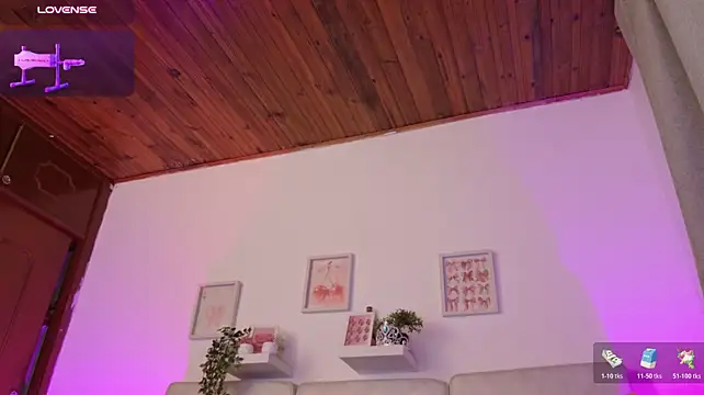 Malka_Burning - PLUG LIGHTS FINGERING PUSSY ❤️