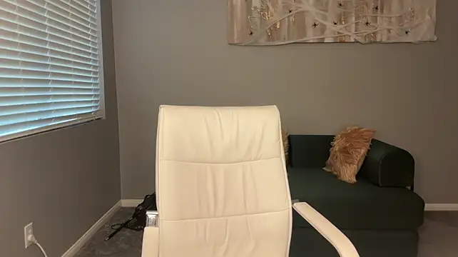 Amberjayxox0 - Slow bounce for your eyes🍑
