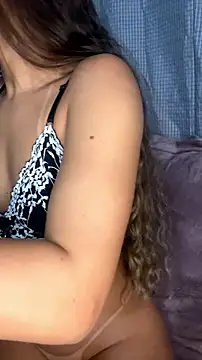 SexyAninha18 - SQUIRT MAMADA E NUA NA VARANDA(TICKET)