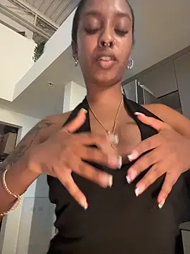 Your_Paris - Tits