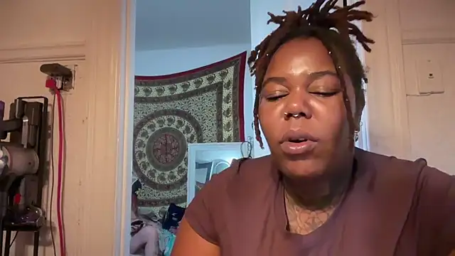 Goddess_Nafeesha - Squirt All Over