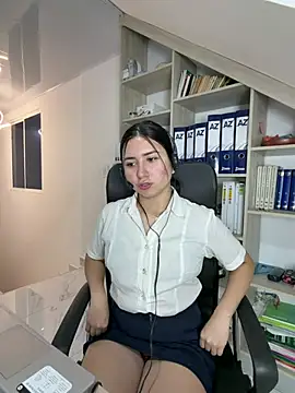 VAL_PRINCESS - Naughty secretary masturbates 🔥