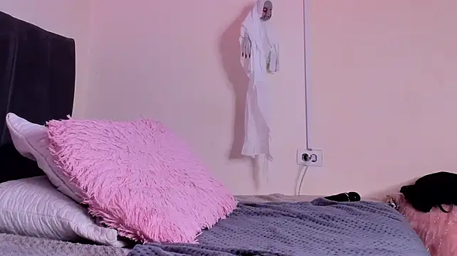 Ambar_gh1 - nipple play