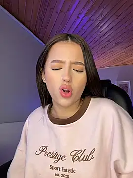 Sofia18_pinkk - Show panty 😮‍💨