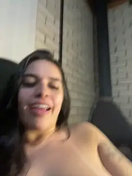 Nandahotcasada - Peladinha+ dedo no cuzinho