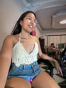 SheenaBrooke - OFFICE ASS CLAPS WINKS BOSS HERE