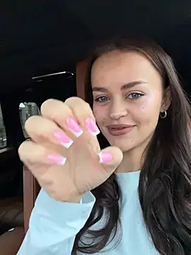 AngelinaTeller - Destroy pantyhose &show pussy
