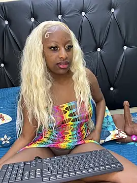 SexyBadGirl20 - Butt plug in !!