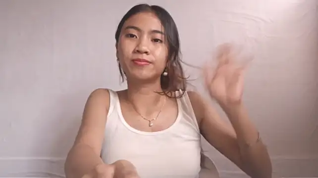 DeeannGunby - Lower shorts/skirt and tease with ass
