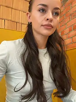 AngelinaTeller - Destroy pantyhose &show pussy