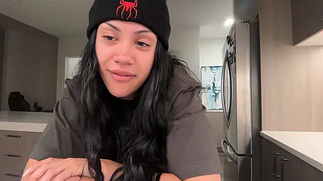 Babymalaya - hang with me for a little💕