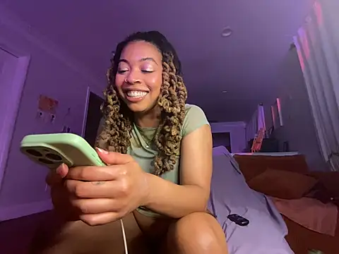 Lilmisssunshine_ - gag on dildo 🍆
