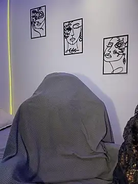 Chicachocolate01 - Show pussy + ctrl Domi 2 min🔥