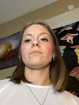 KatelynBabbyy - Strip me naked!!!