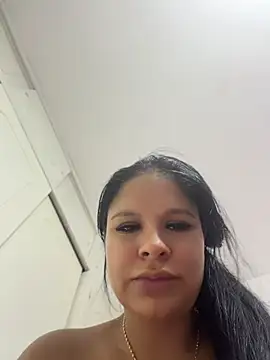 Elara_Luxe - Show Squirt 💦