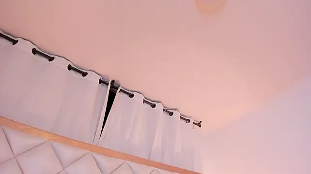 Brittany069 - Show Tits