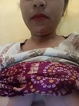 Lovely_bhabhi_