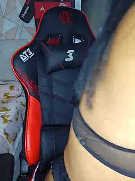 Moreninhasilva - Chupar o dildo com os seios de fora 🫦💦