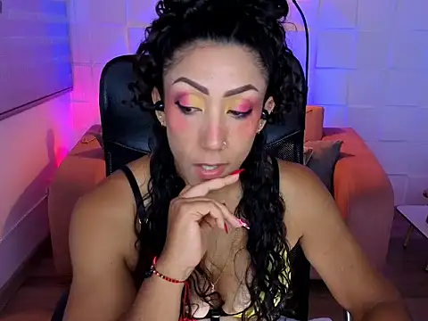 Paola_Leal - Oil ASS & Tease