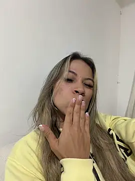 Mia_Rosee1