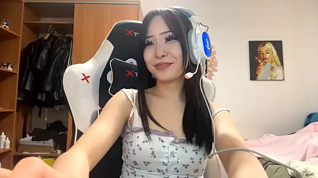 SinaDrenning - Take off my bra