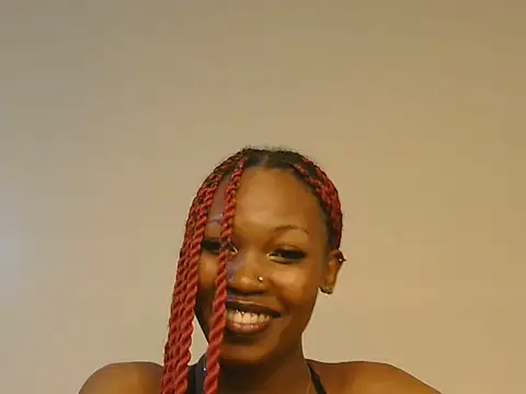 Barbie_baddie - suck tits with more saliva on it