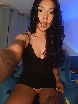 Molly_street_ - Open pussy and fingers