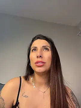 Carolini09 - SENTAR NO DILDO/ SIT IN DILDO