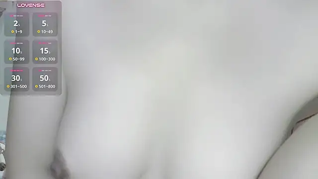 Xiaoxiao923 - 谢谢哥哥一直陪着我
