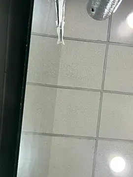Sweet_Milaa1 - RIDE DILDOO IN THE PUBLIC BATHROOM 😋