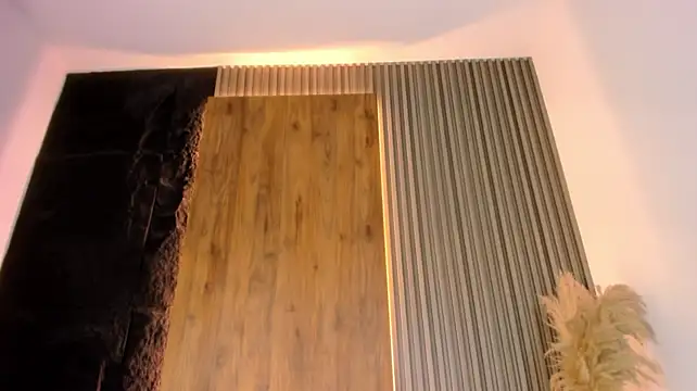 Carla_smellie - take off my bra and play with my tits