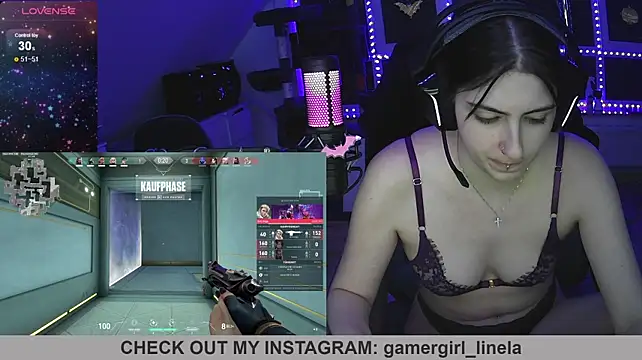 Gamergirl-Linela - LT Gets Shower Video