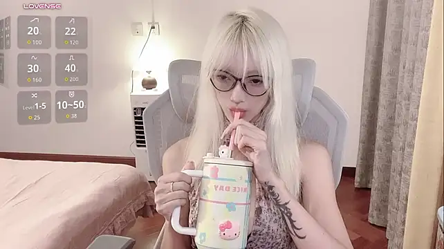 Luyann- - 小粉控制链接5min