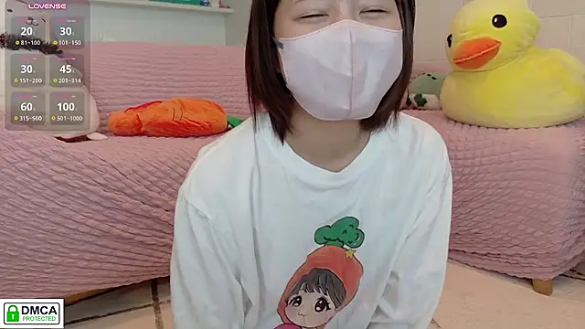 SUZU_ - 全裸になっちゃう笑