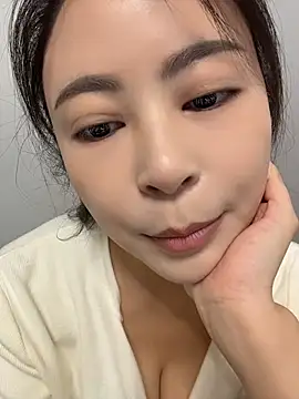 YaoYao8888 - 精油抹胸