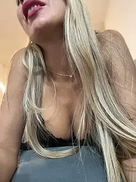 Iam_sofia__ - Spread ass + tits out