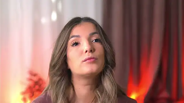 KellyMathews - I want to feel your hands all over me
