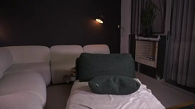 Paulacora100 - take off my panties and spank me