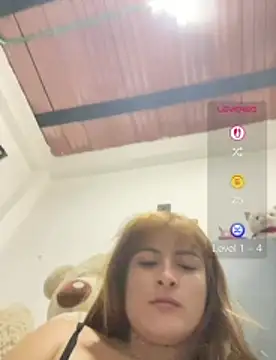 Liah_ferrer - Spit on tits