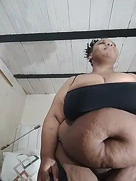 Breisy_bigboobs
