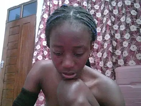 Darkpretty23 - sexy big nipples for yu daddy