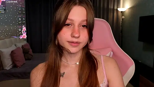 Lilymoore69 - show my perfect curves