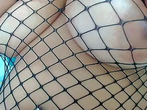 Yasmine_Tapias - 🍒Show Tits🍒