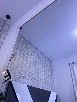 Vivian_Ellery