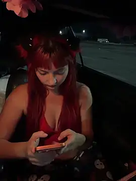 Princessmoon129 - 💦 SQUIRT IN STRANGERS TRUCK NAKED TS 💦