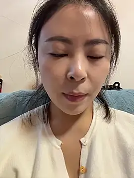YaoYao8888 - 精油抹胸