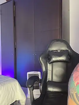Eva_Jagger - ass plug+spanks