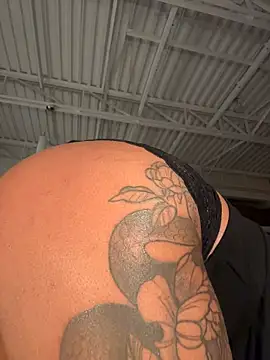 Your_Paris - SQUIRTSTANDING UP - DILDO FUCK